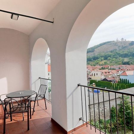 Mestsky Penzion Mikulov Dış mekan fotoğraf