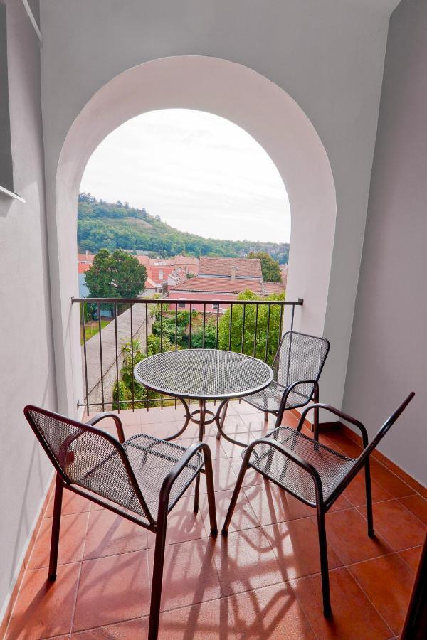 Mestsky Penzion Mikulov Dış mekan fotoğraf
